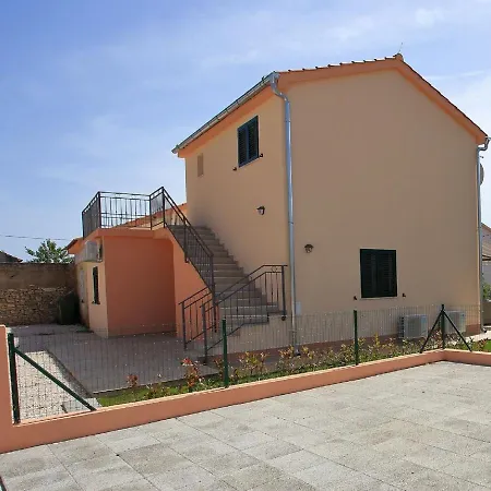 Vikendica Newly Built Holiday In A Quiet Area, 2 Spacious Sea View Terraces, Parking