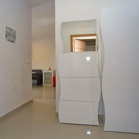 Newly Built Holiday In A Quiet Area, 2 Spacious Sea View Terraces, Parking *